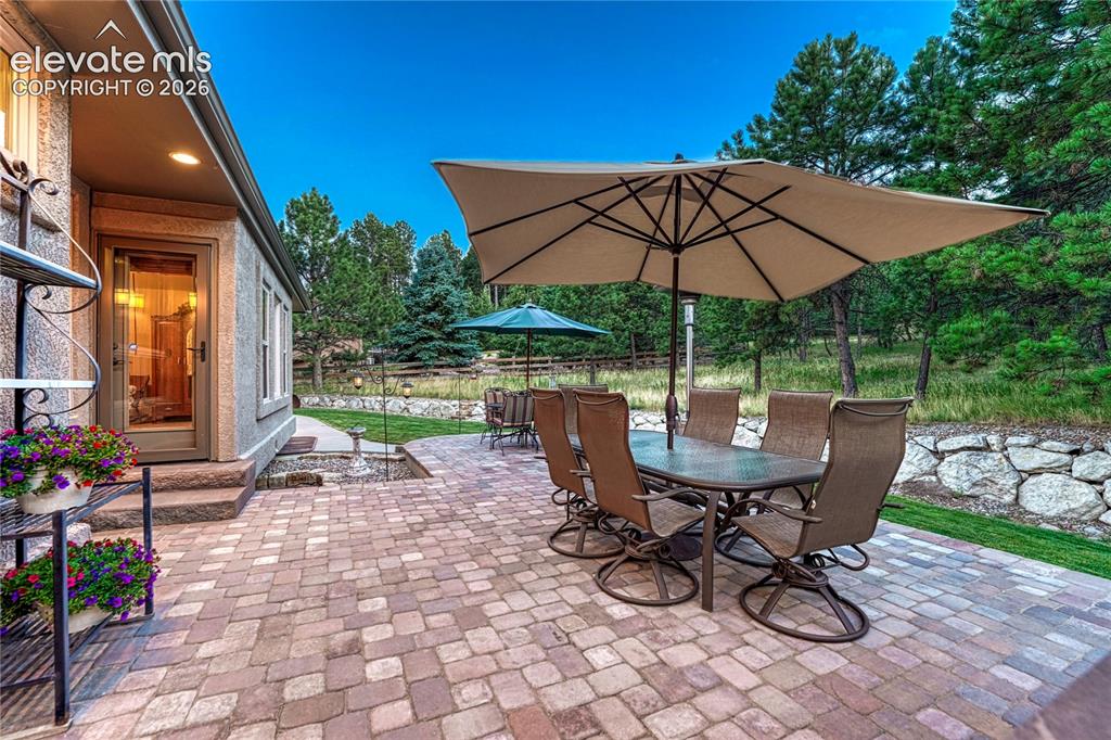 Image 42 of 48: Patio