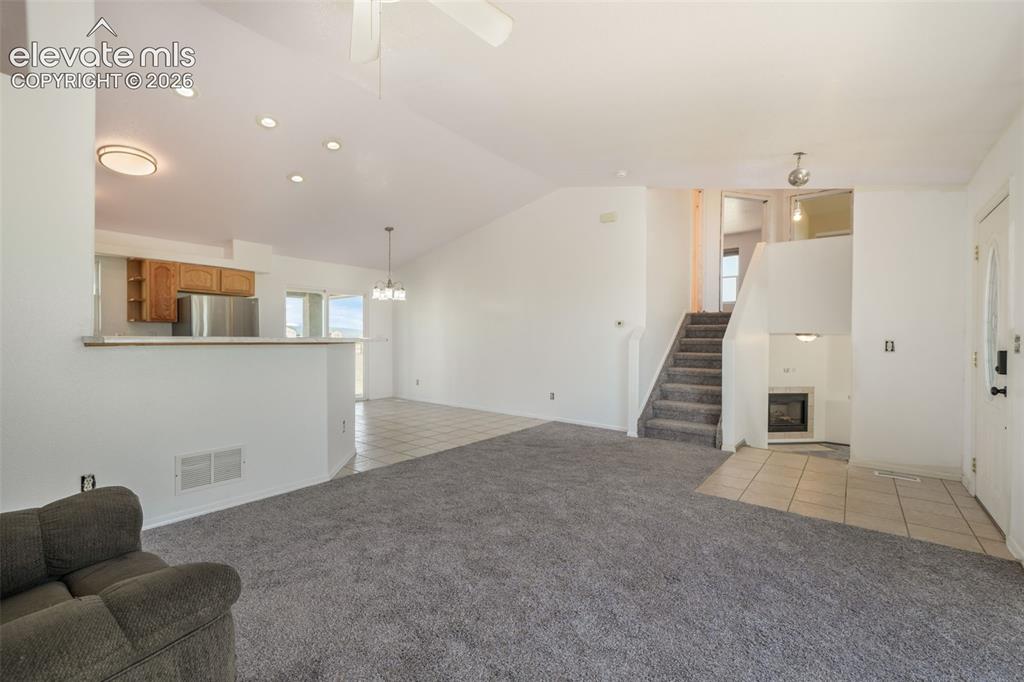 Image 5 of 50: Floor Plan 