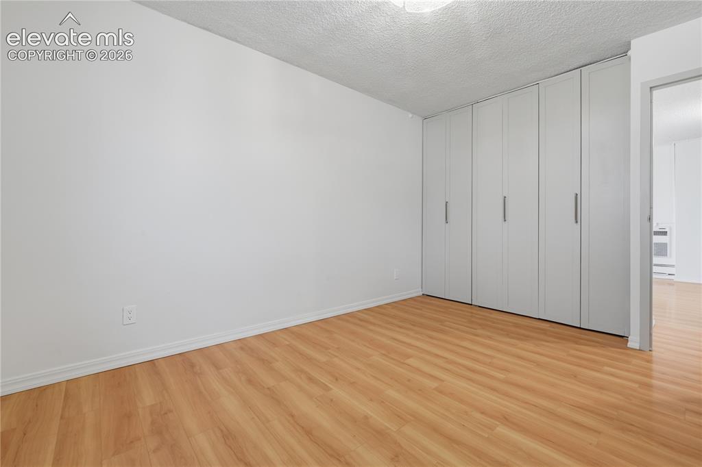 Image 14 of 22: Bedroom
