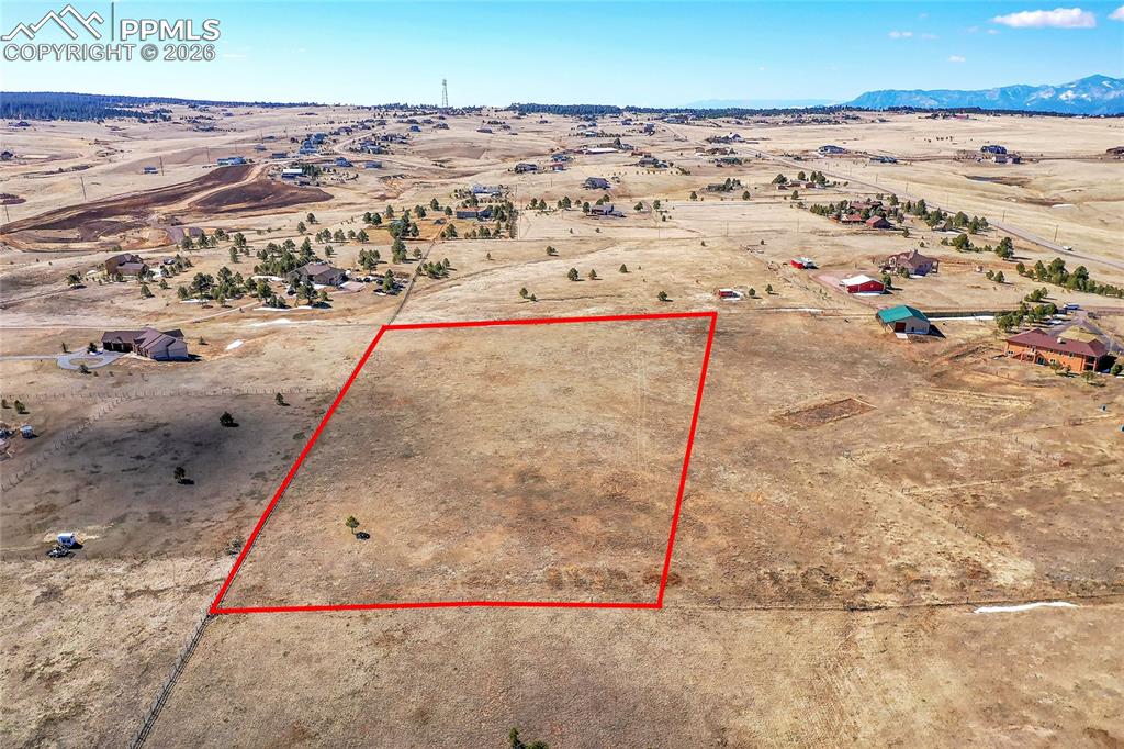 Image 22 of 33: Property Lines are Approximate and not a survey