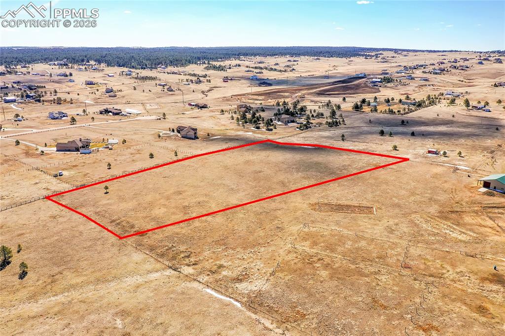 Image 24 of 33: Property Lines are Approximate and not a survey