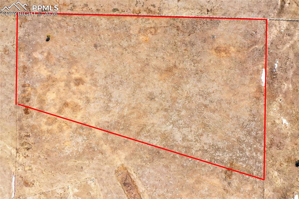 Image 26 of 33: Property Lines are Approximate and not a survey
