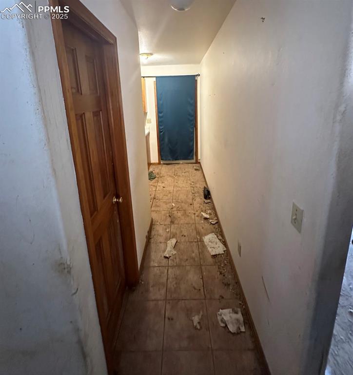 Image 20 of 36: View of hall