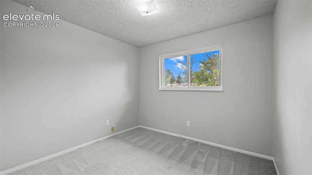 Image 17 of 35: Bedroom