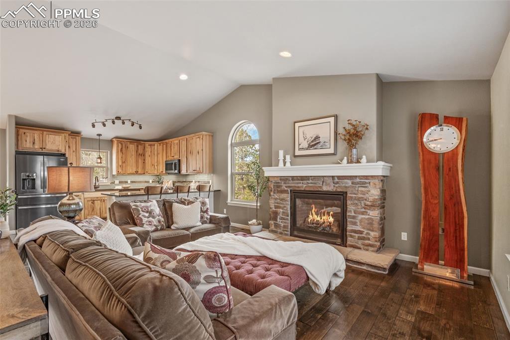 Image 11 of 48: Living Room