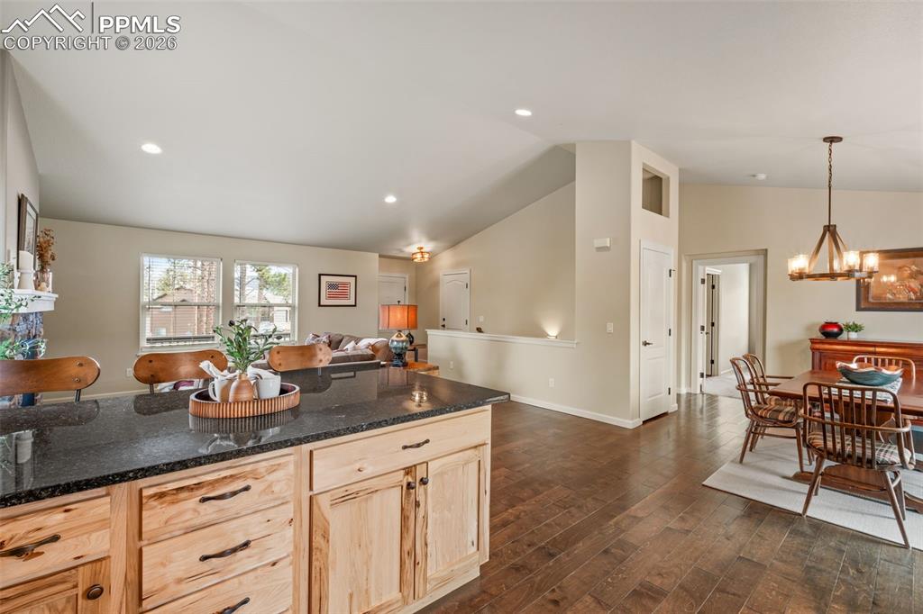 Image 20 of 48: Kitchen