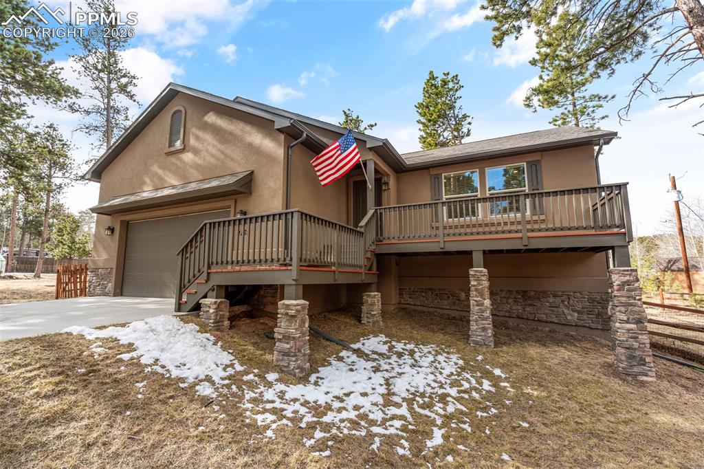 Image 5 of 48: Front of Structure