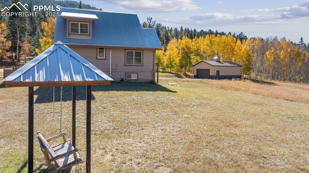 Image 6 of 49: Back of Structure