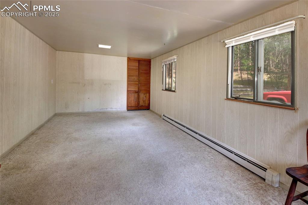 Image 26 of 43: Bonus Room