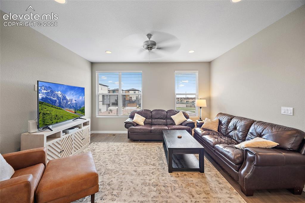 Image 17 of 48: Living Room