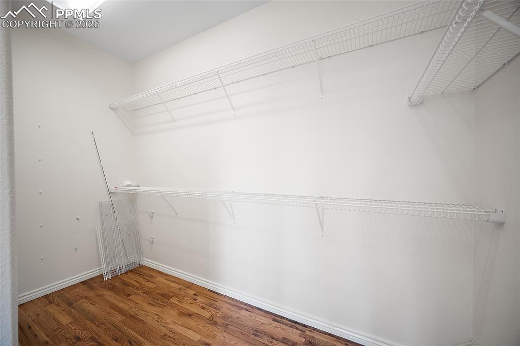 Image 24 of 49: Bathroom