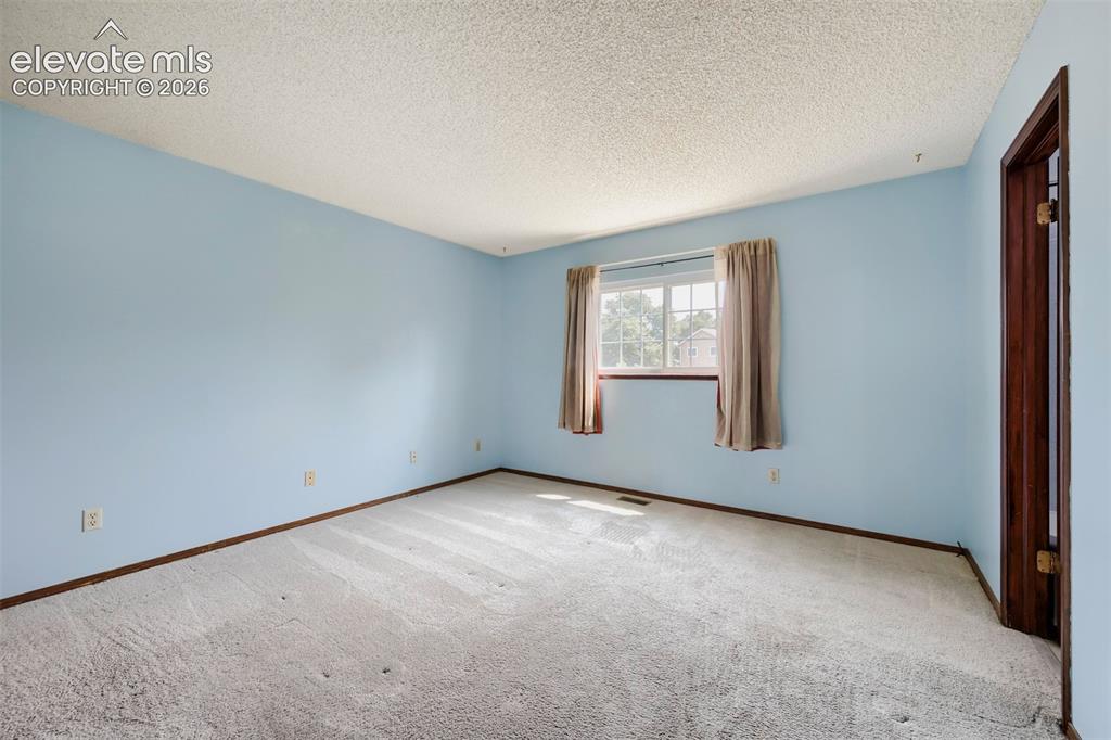 Image 17 of 32: Master Bedroom
