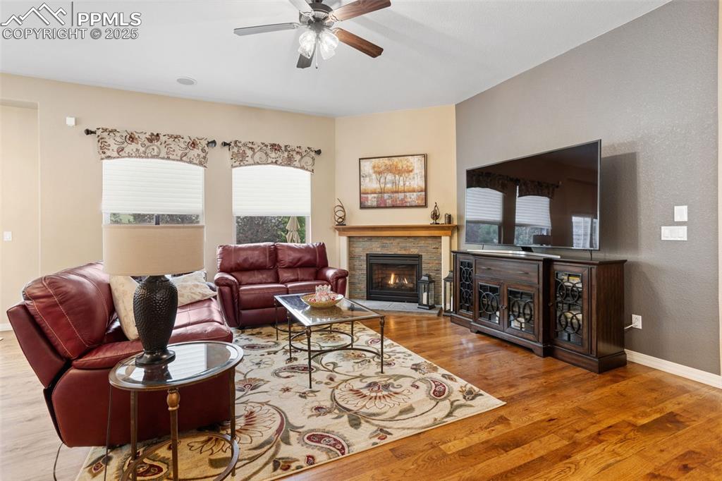 Image 10 of 47: Living Room