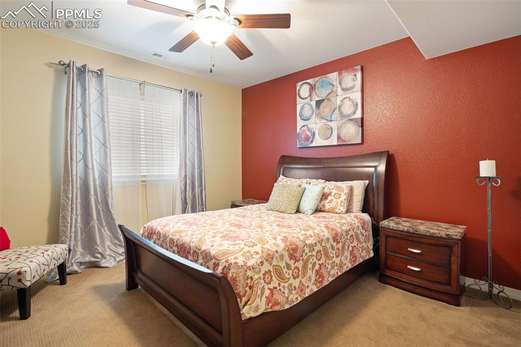 Image 29 of 47: Bedroom