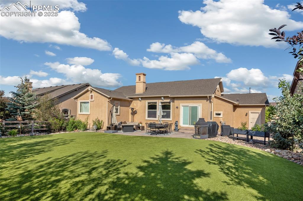 Image 42 of 47: Back of Structure