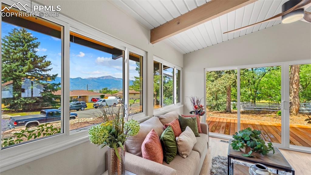 Image 11 of 35: Sun Room