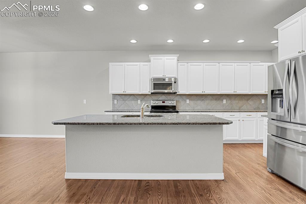 Image 15 of 48: No Description Available