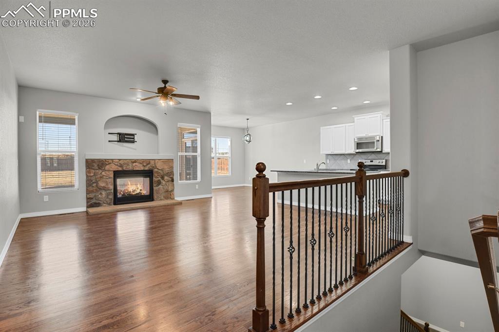 Image 5 of 48: No Description Available