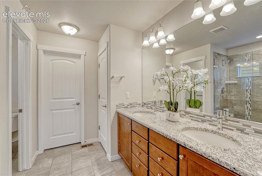 Image 21 of 47: Master Bathroom