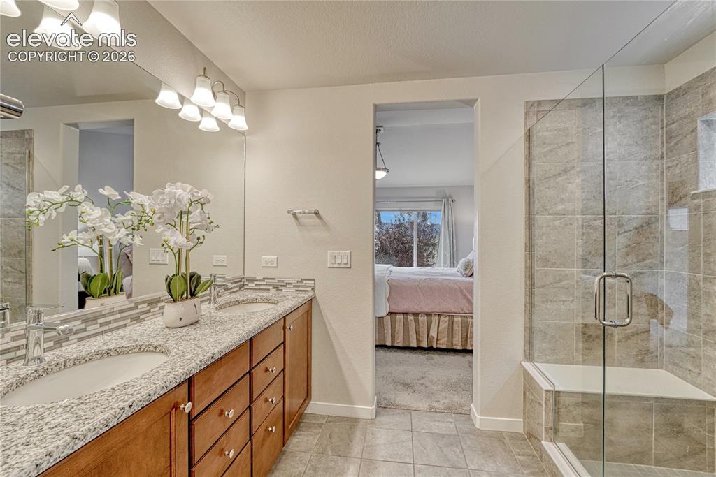 Image 22 of 47: Master Bathroom