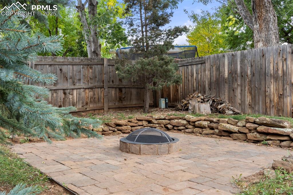 Image 26 of 26: Rear Yard Fire Pit