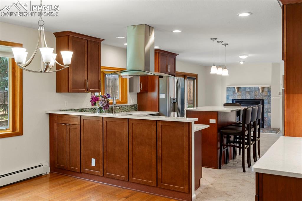 Image 4 of 26: Perfect Kitchen for Entertaining