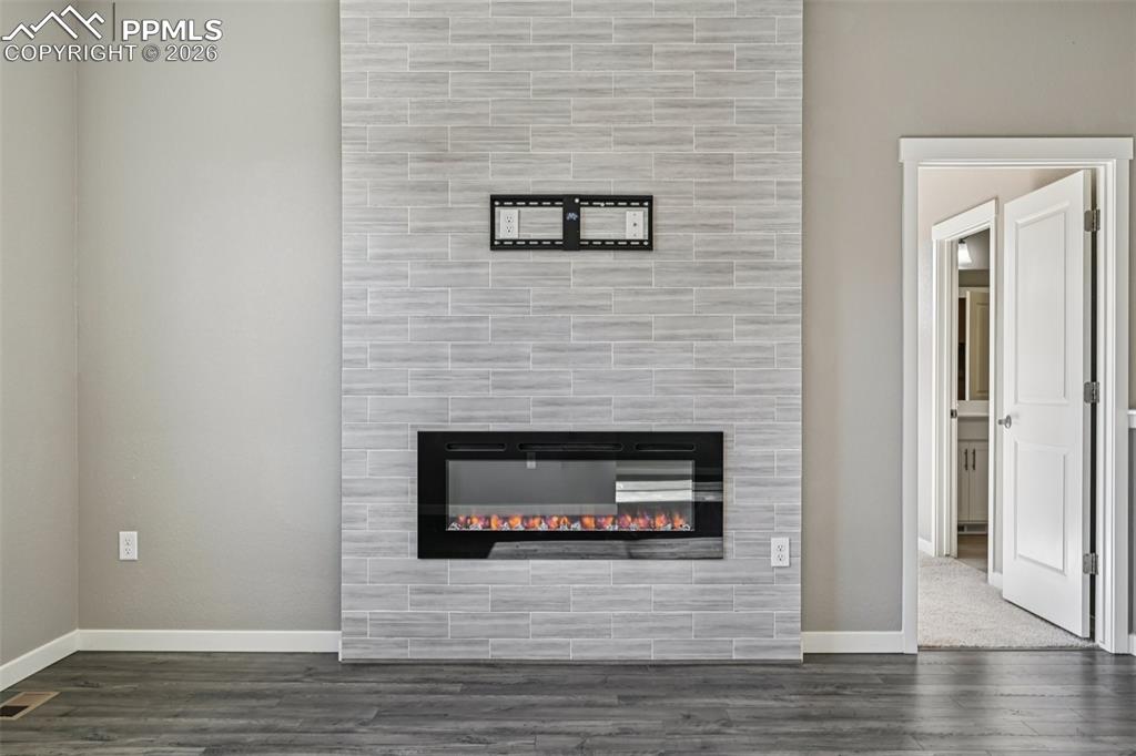 Image 11 of 49: Fireplace