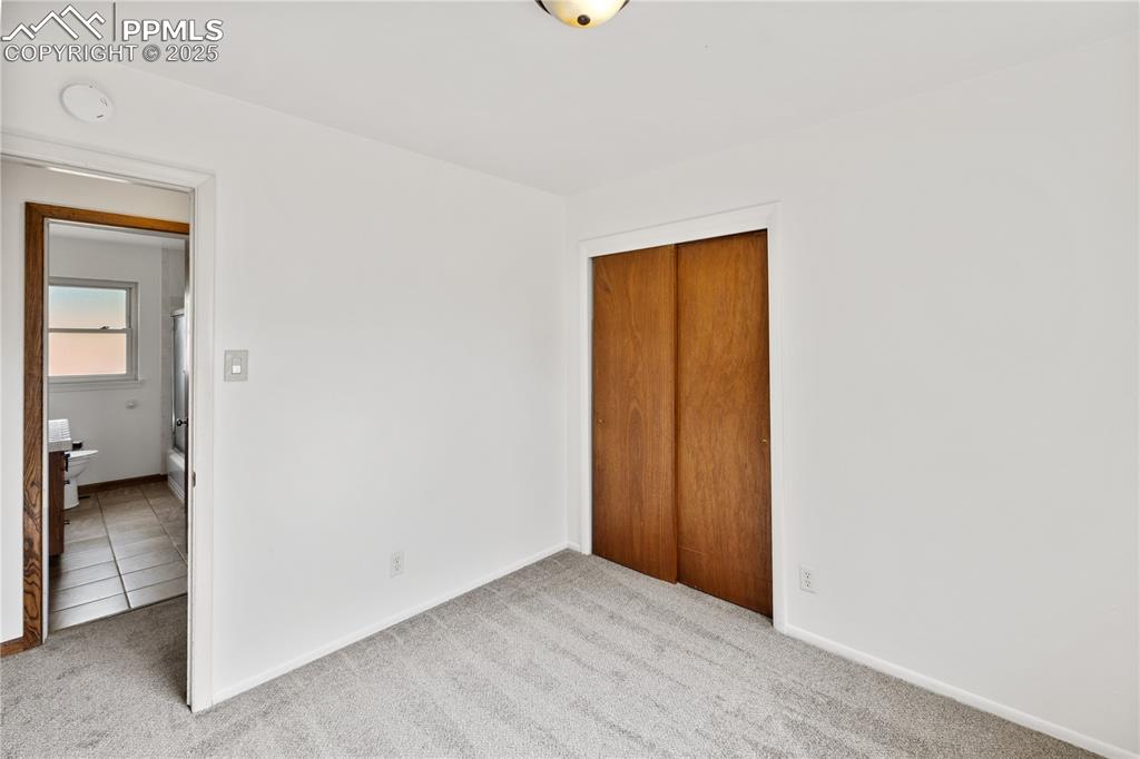 Image 13 of 48: Bedroom