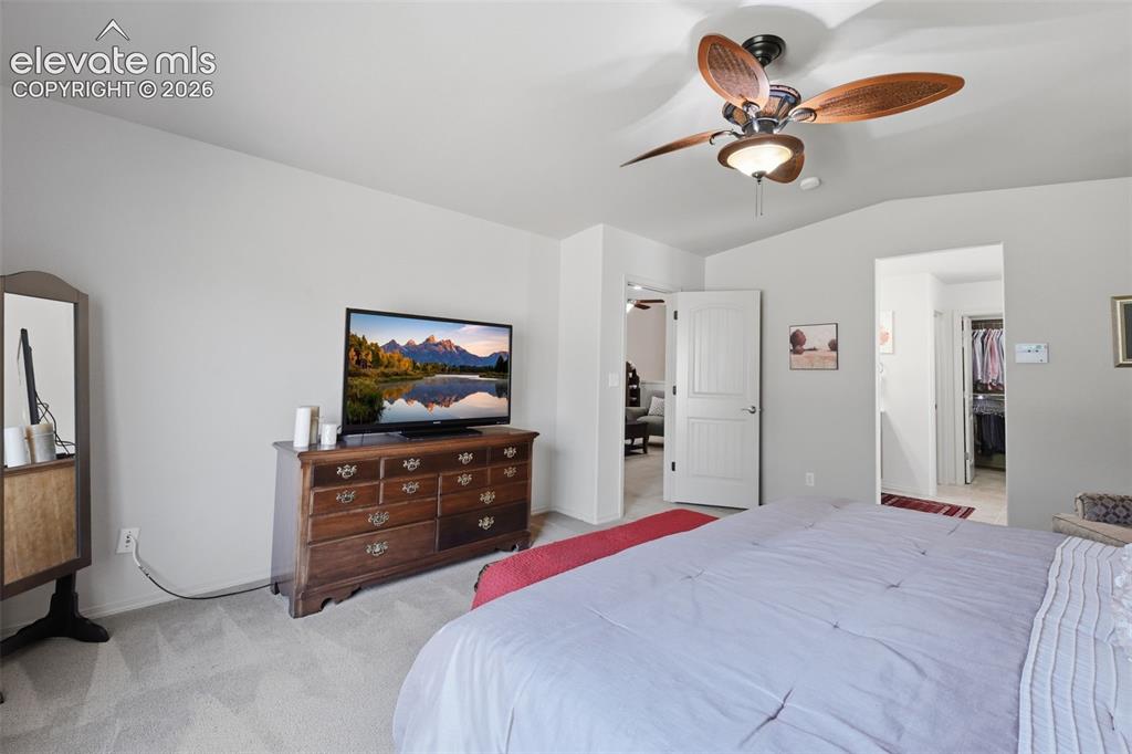 Image 22 of 48: Bedroom