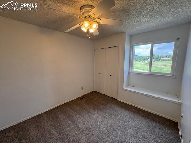 Image 12 of 22: Bedroom