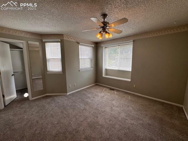 Image 15 of 22: Bedroom