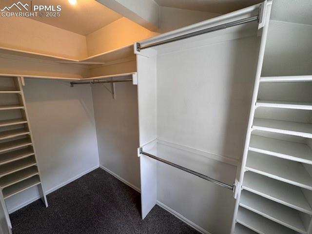 Image 17 of 22: Closet