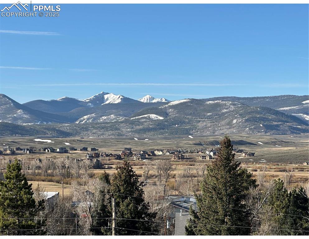 Image 3 of 5: Aerial overview of property