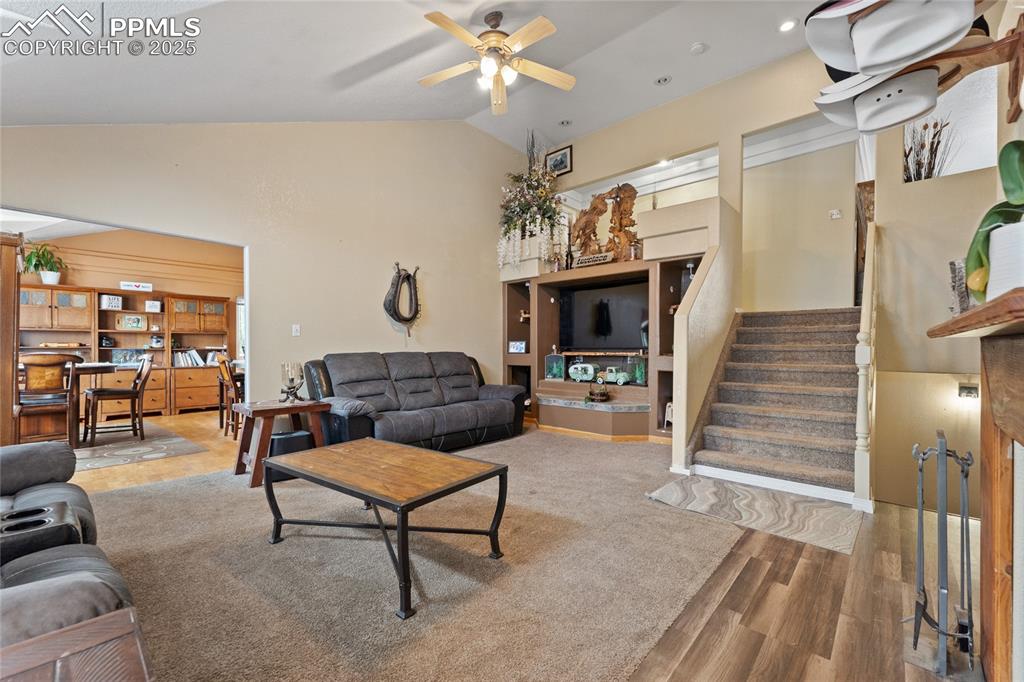 Image 4 of 33: Living Room