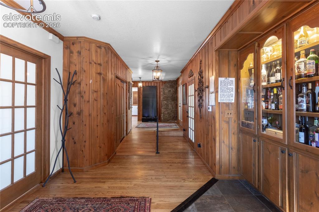 Image 6 of 50: Entrance Foyer