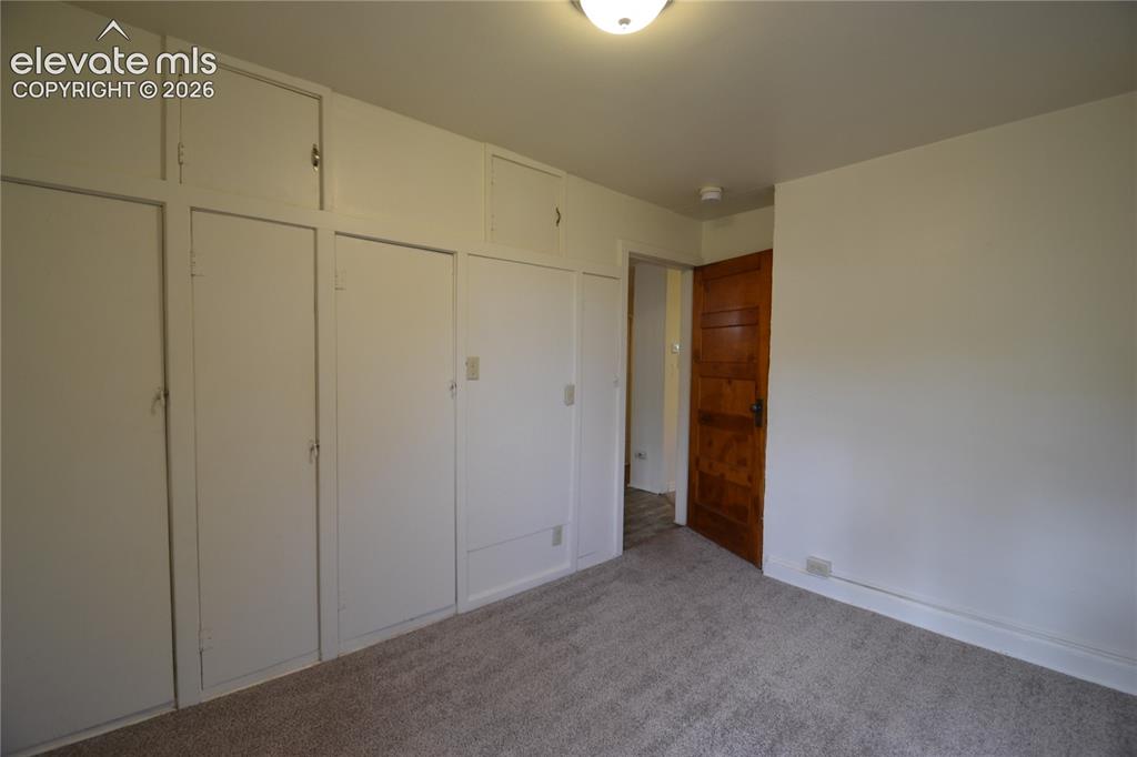 Image 9 of 18: Bedroom