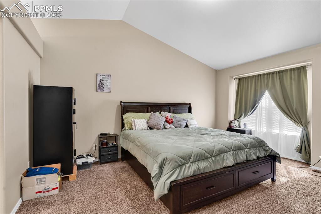 Image 21 of 42: Bedroom