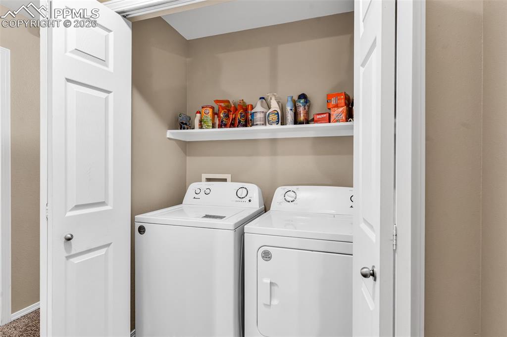 Image 27 of 42: Laundry