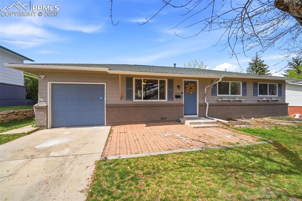 Image 2 of 45: Front of Structure