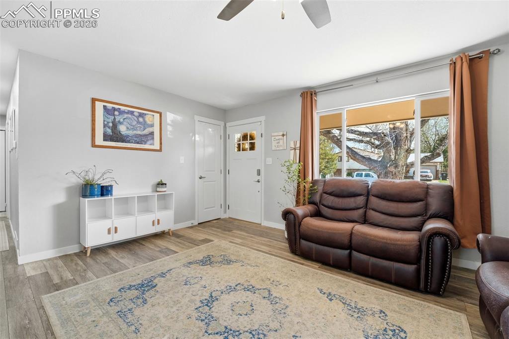 Image 6 of 45: Living Room