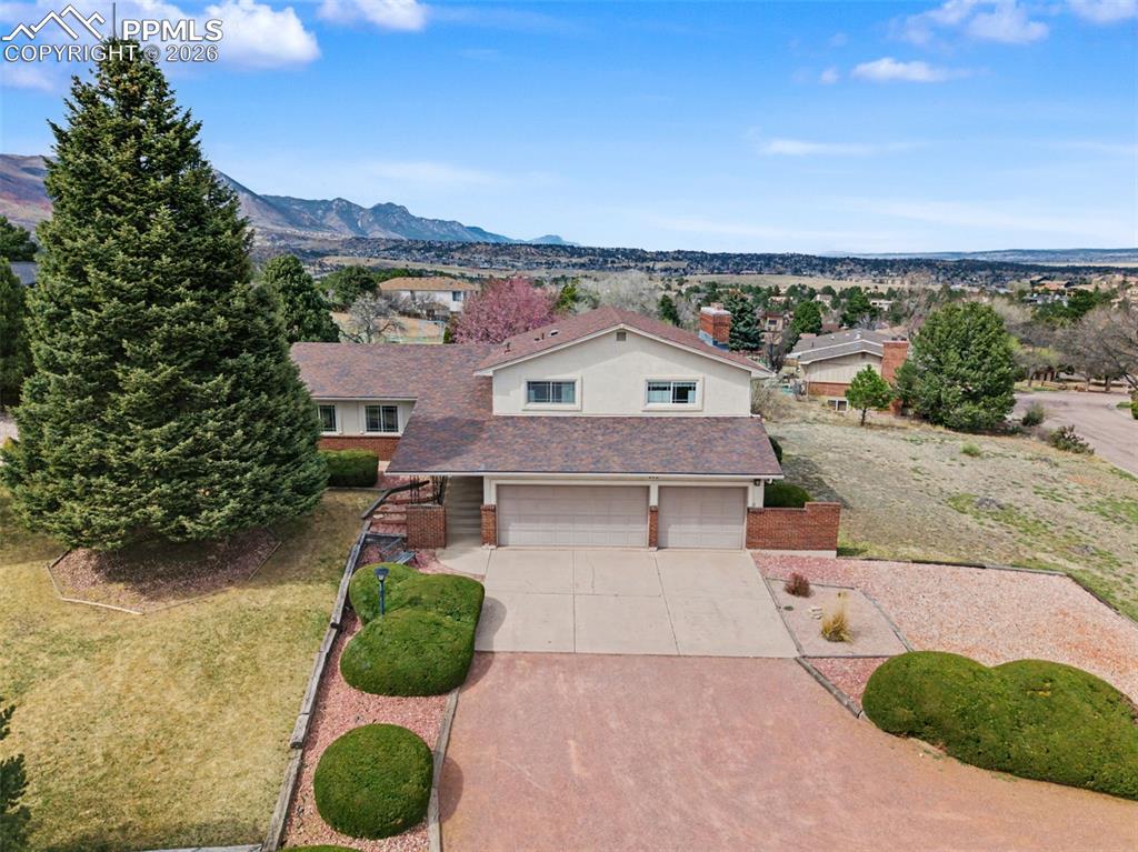 Image 23 of 24: Front of Structure