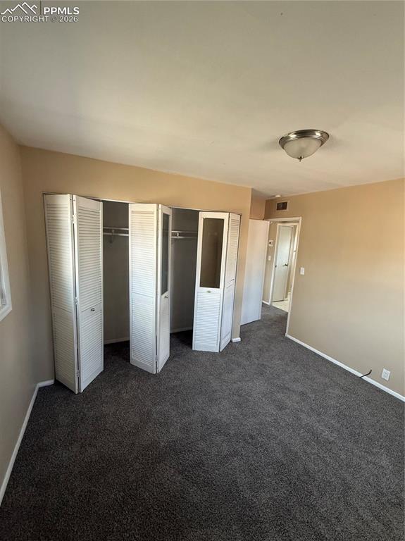 Image 5 of 5: Bedroom