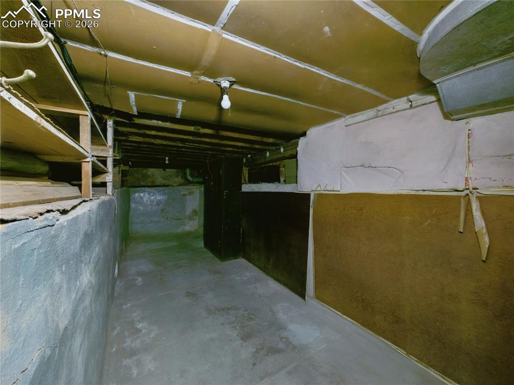 Image 32 of 44: Basement