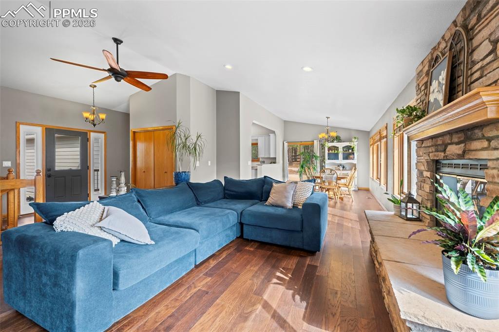 Image 11 of 50: Living Room