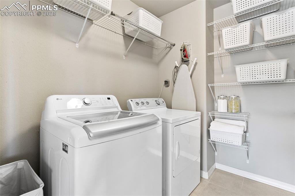 Image 37 of 40: Laundry