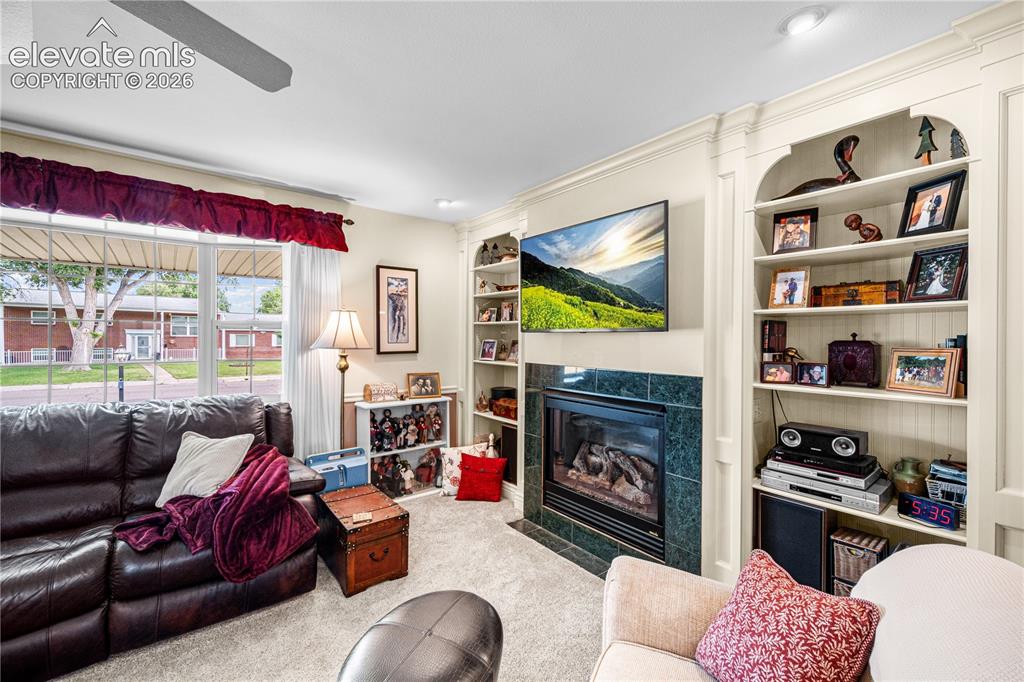 Image 11 of 33: Living Room