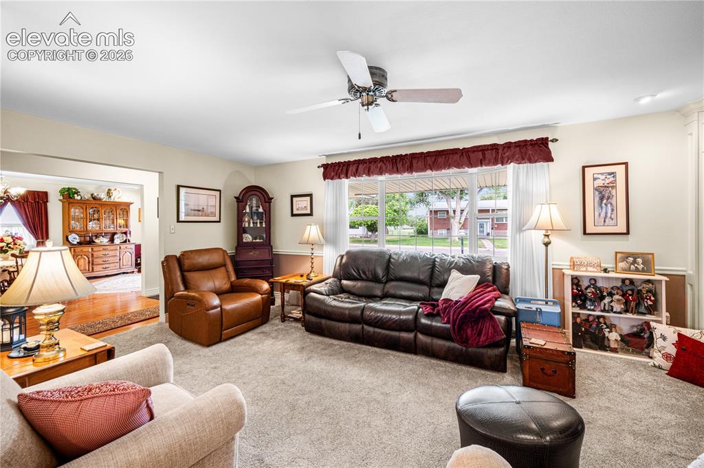 Image 9 of 33: Living Room