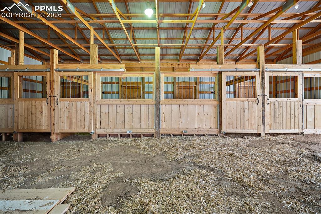 Image 42 of 50: Stable