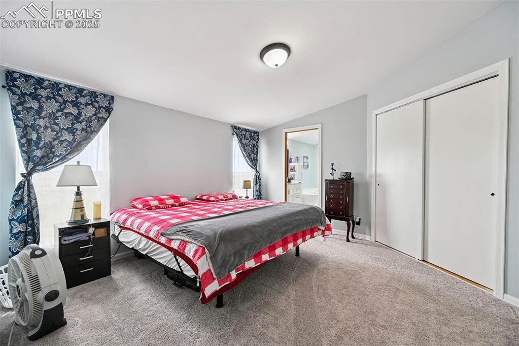 Image 19 of 48: Primary Bedroom