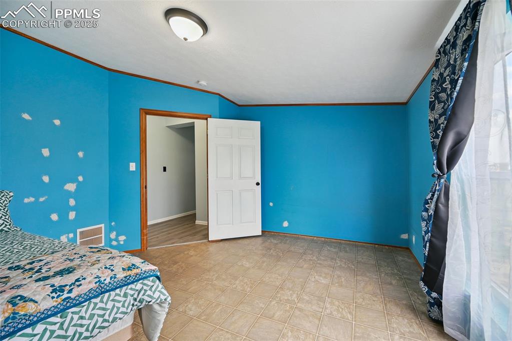 Image 29 of 48: Bedroom #3